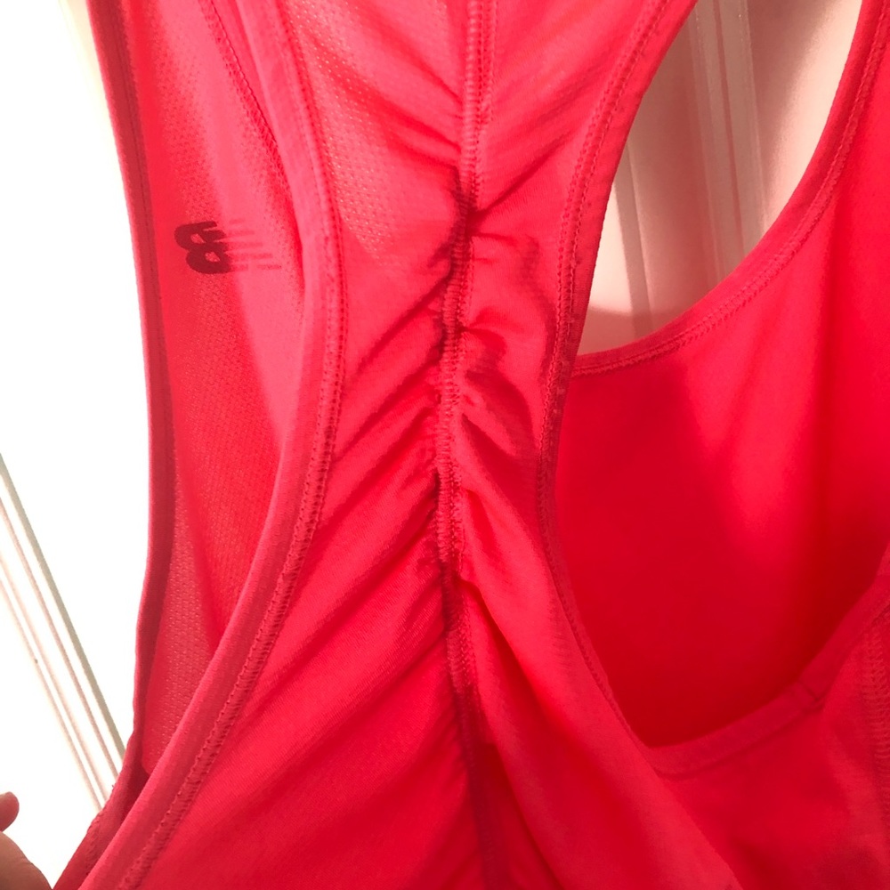 New Balance Tank Top - Picture 3 of 5